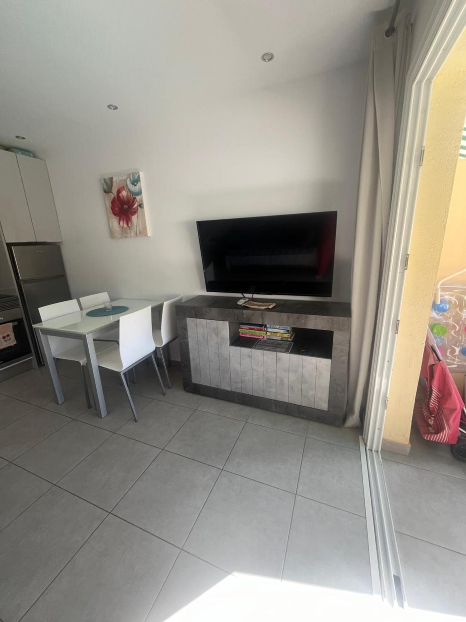 Sunny Pool View & Airco Apartament Symon Mareverde Costa Adeje  Exteriör bild
